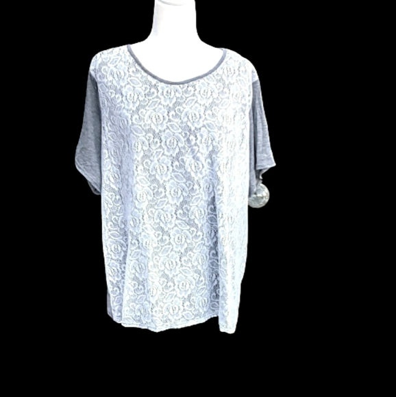 Northcrest Tops - Northcrest Lace Front  NWOT